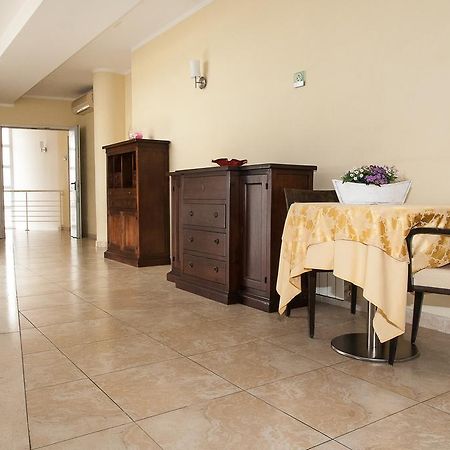 Hotel Demar Olbia Bagian luar foto
